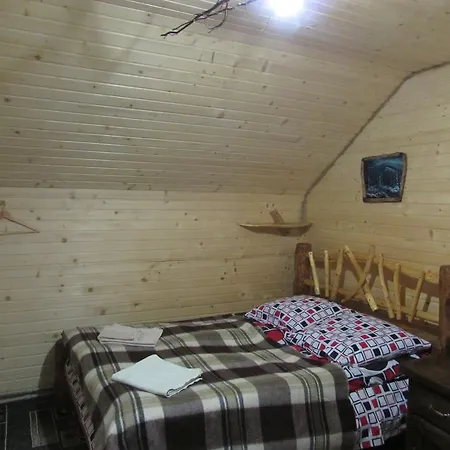 Lodge Nota Bene Mykulychyn