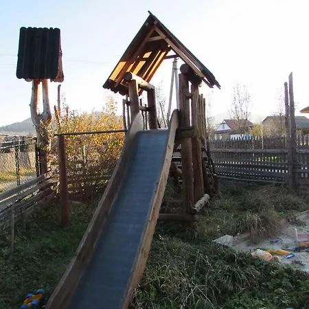 Nota Bene Lodge Mykulychyn