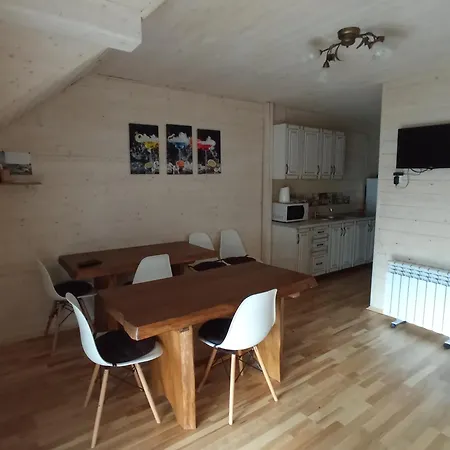 Lodge Nota Bene Mykulychyn