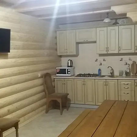 Lodge Nota Bene Mykulychyn