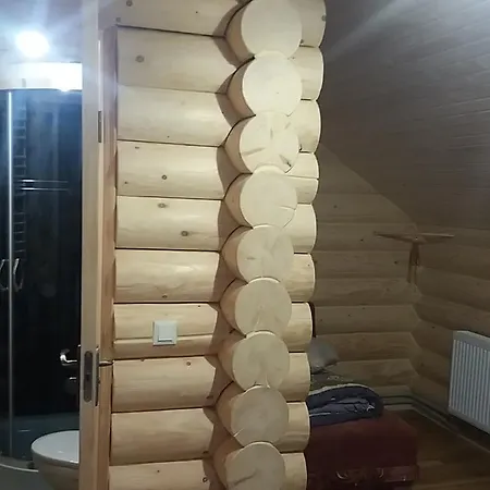 بيت خشبي Nota Bene *